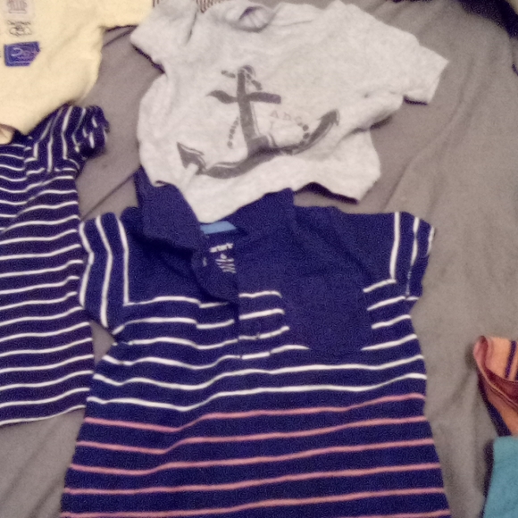 T-shirts - Picture 3 of 6